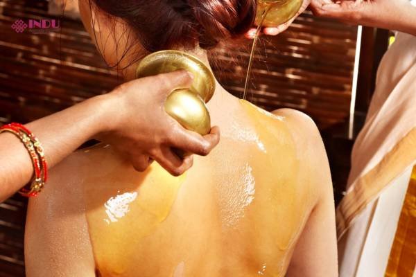 Dhanyamla Dhara Treatment